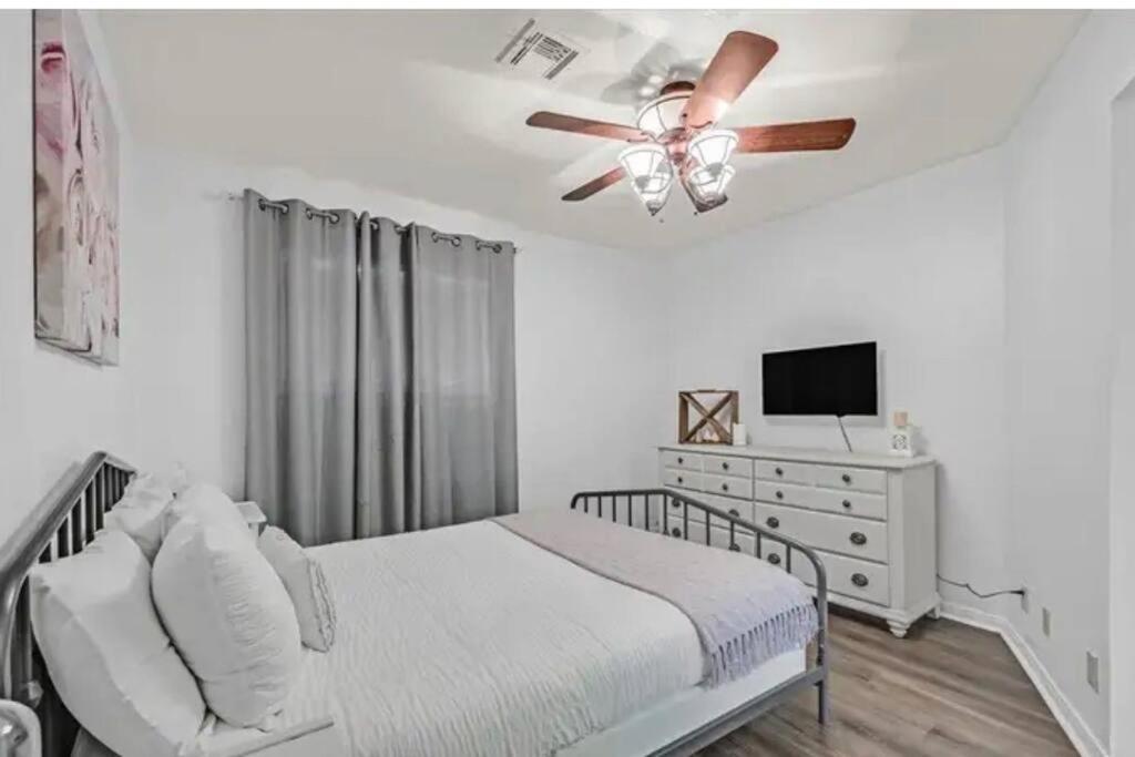 Villa Beautiful Oasis With Rv Or Boat Parking Henderson Esterno foto
